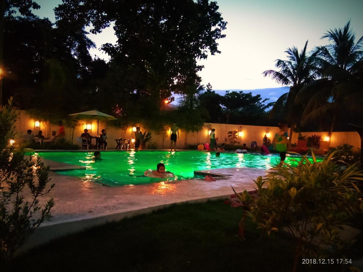 1888 Beach Resort Dumaguete City Екстериор снимка