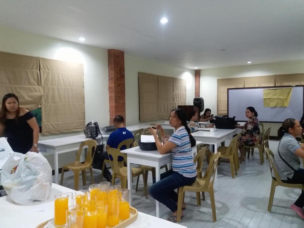 1888 Beach Resort Dumaguete City Екстериор снимка