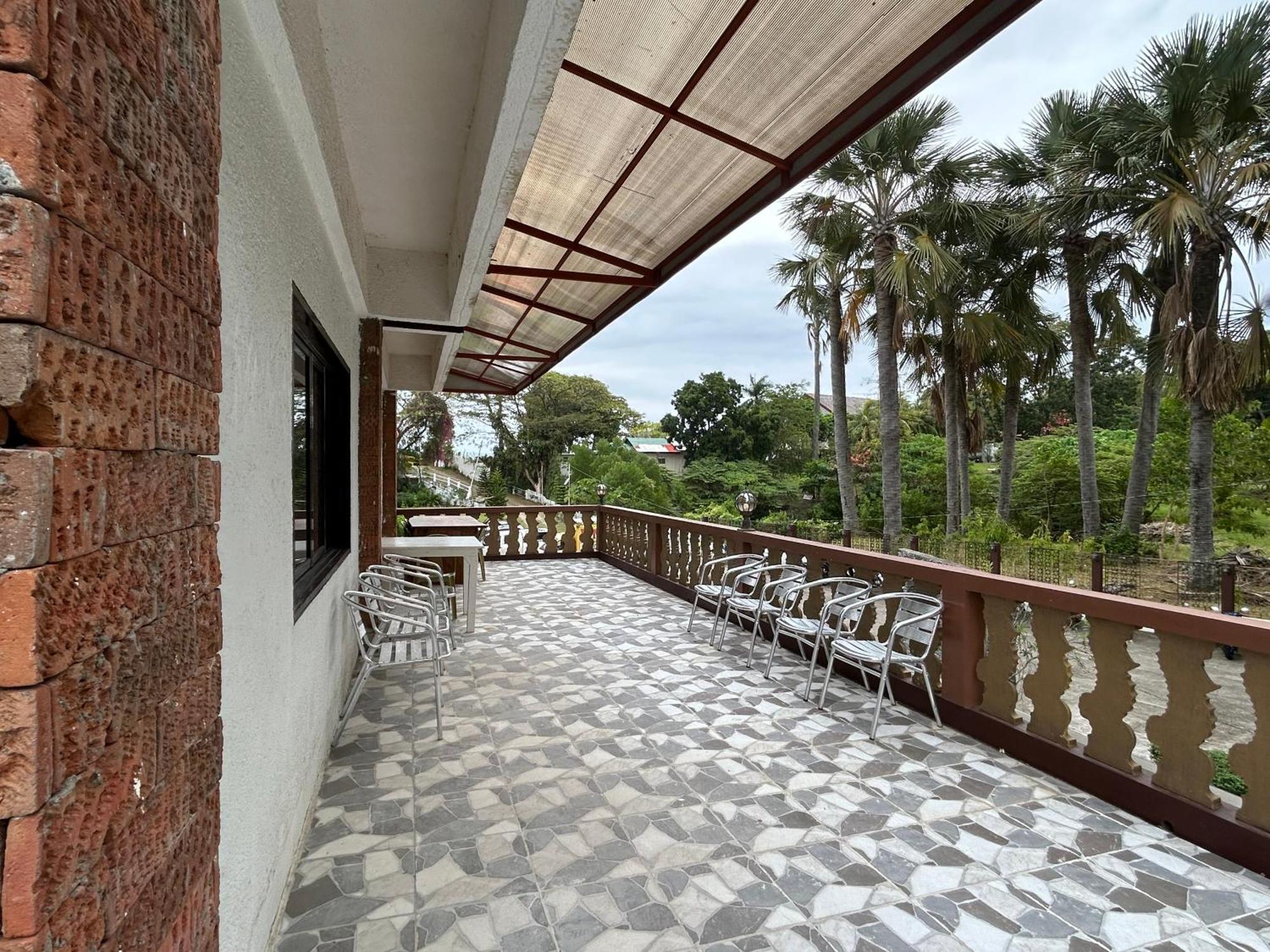 1888 Beach Resort Dumaguete City Екстериор снимка