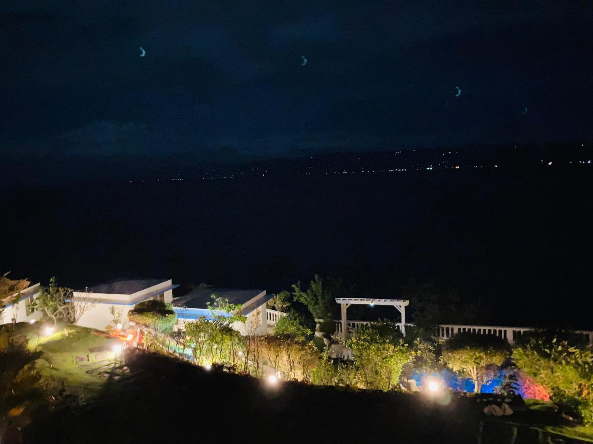 1888 Beach Resort Dumaguete City Екстериор снимка
