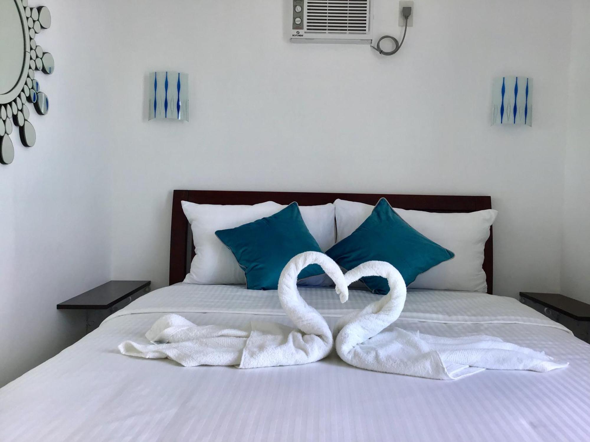 1888 Beach Resort Dumaguete City Екстериор снимка